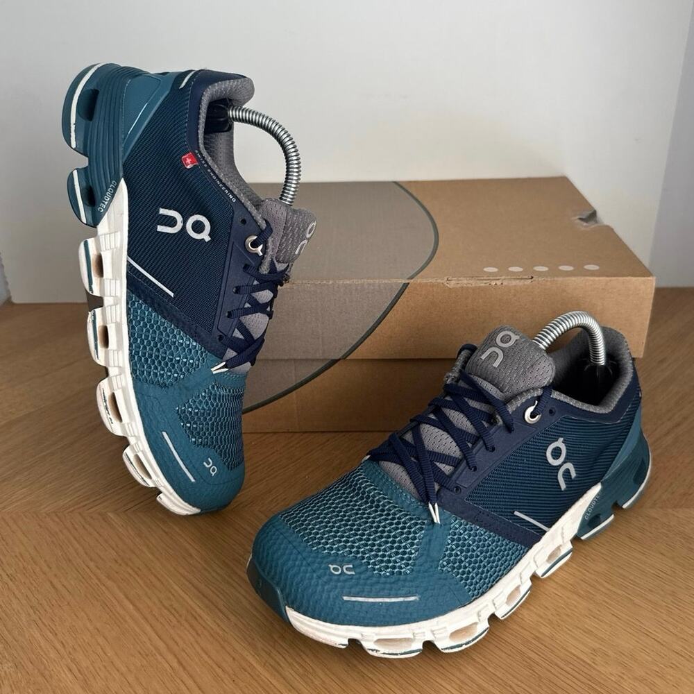 On Cloud Cloudflyer Blue/White Women Running Sneakers - SZ 6